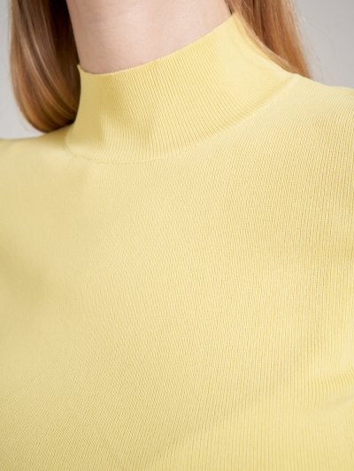 Blusa em Tricot Amarela